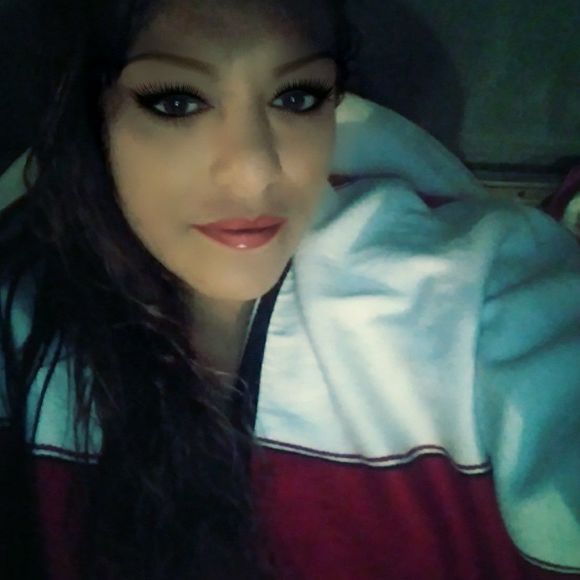 Meet your Posher, Araceli - Picture 1 of 1